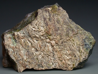 バナジウムカーフォル石