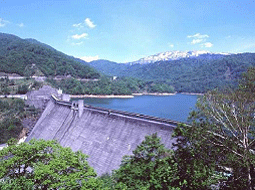 有峰ダム(北陸電力)
