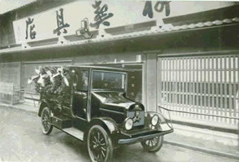 日本初期の霊柩車