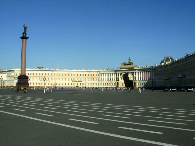 宮殿広場の画像