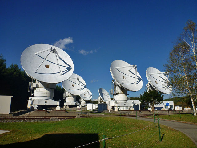 電波望遠鏡の画像