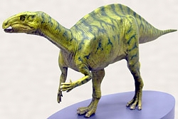 フクイサウルスの復元模型