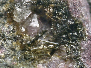 チェルキアラ石