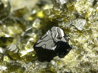 尖晶石