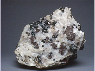 珪亜鉛鉱