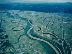 石狩平野に点在する旧川群