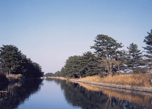 歴史のかおる運河「貞山運河」