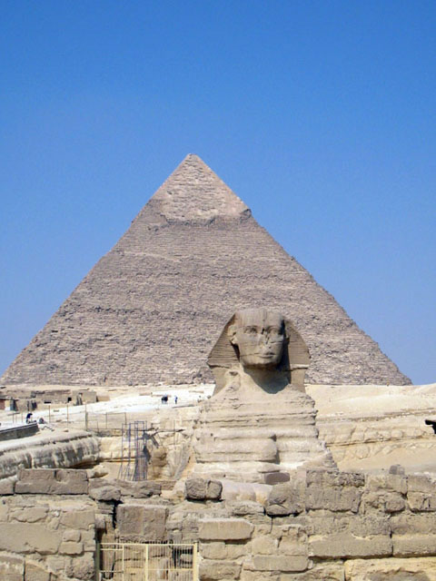 ピラミッドの画像