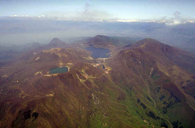 火口湖の画像