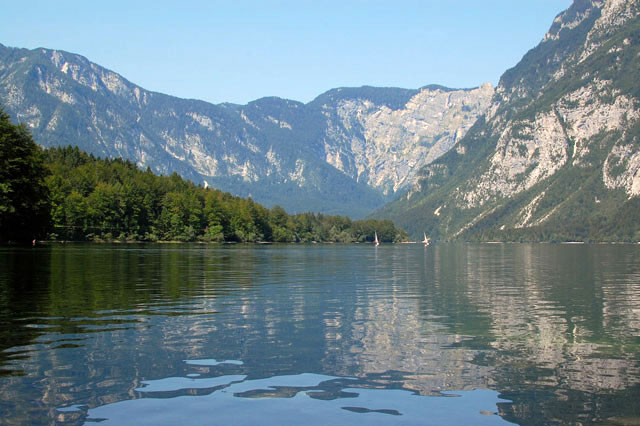 ボーヒニ湖の画像