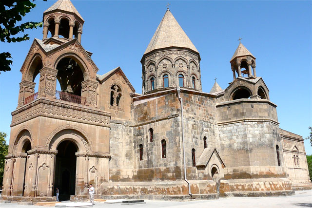エチミアジン大聖堂の画像