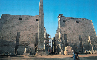 ルクソール神殿
