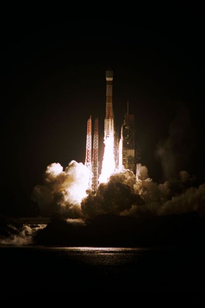 打ち上げられたMTSAT-1「ひまわり6号」